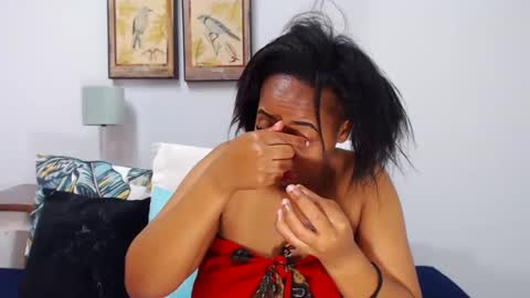 lusciousboobzz online show from November 3, 8:04 am