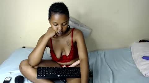 Snapshot of lush_goddess chatting on May 11, 2:45 pm shan online show from May 11, 2:45 pm