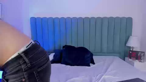 Lushian And Luna online show from September 19, 5:02 pm