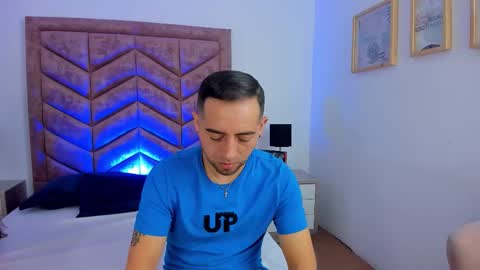 Lushian And Luna online show from December 15, 3:05 pm