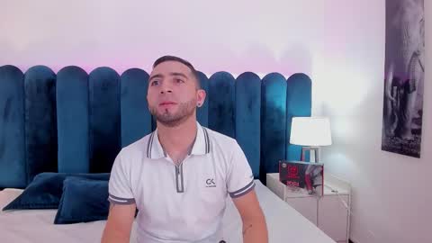 Lushian And Luna online show from February 6, 4:10 pm