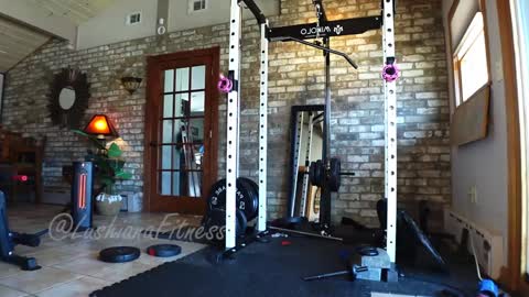 Snapshot of lushianafitness chatting on February 1, 4:33 pm SHOWS ALL MONDAY WEDNESDAYFRIDAYSATURDAY  IN THE MORNING online show from February 1, 4:33 pm