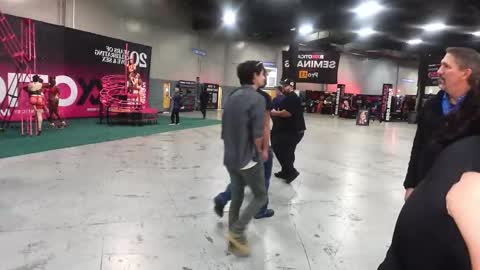 Snapshot of lushianafitness chatting on October 24, 9:33 pm SHOWS ALL MONDAY WEDNESDAYFRIDAYSATURDAY  IN THE MORNING online show from October 24, 9:33 pm