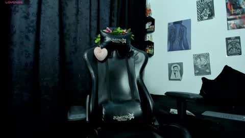 cristal online show from April 16, 9:39 pm