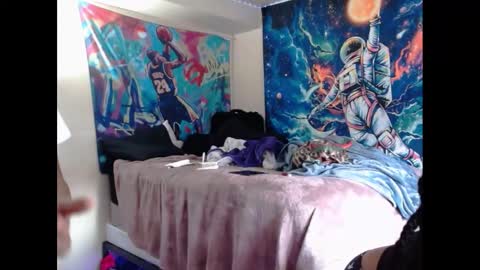 LUST online show from September 29, 7:51 pm