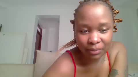 Snapshot of lust_mistress chatting on December 3, 12:58 pm lust_mistress online show from December 3, 12:58 pm