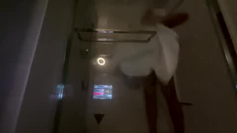 Snapshot of lustful_goat chatting on October 10, 2:43 am lustful_goat online show from October 10, 2:43 am