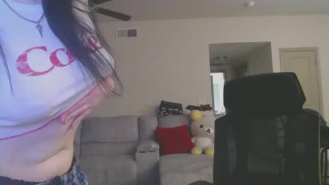 Snapshot of lustfullives chatting on December 15, 3:34 am LustfulLives online show from December 15, 3:34 am