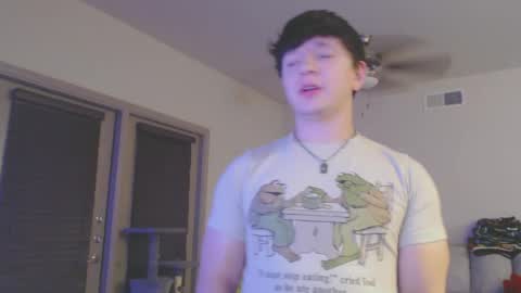 Snapshot of lustfullives chatting on December 17, 5:18 am LustfulLives online show from December 17, 5:18 am