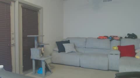 Snapshot of lustfullives chatting on February 3, 3:09 am LustfulLives online show from February 3, 3:09 am