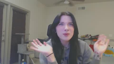 Snapshot of lustfullives chatting on February 17, 1:58 am LustfulLives online show from February 17, 1:58 am