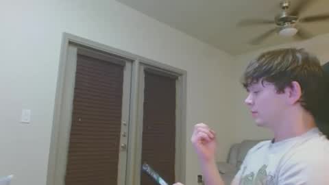 Snapshot of lustfullives chatting on February 16, 2:51 am LustfulLives online show from February 16, 2:51 am