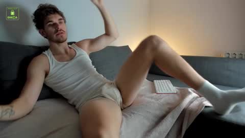 Snapshot of lustfullooking chatting on November 7, 6:02 am lustfullooking online show from November 7, 6:02 am