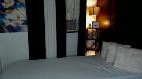 AdriannaFowks online show from December 16, 6:21 am