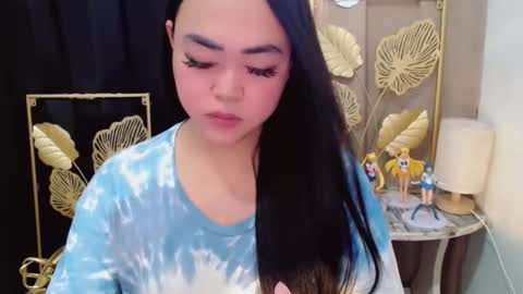 Trina online show from April 22, 1:41 am