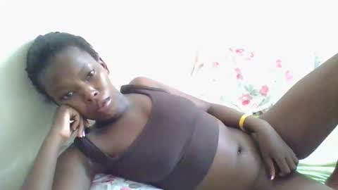 Snapshot of lustrousnerd chatting on February 25, 7:09 am Noreh online show from February 25, 7:09 am