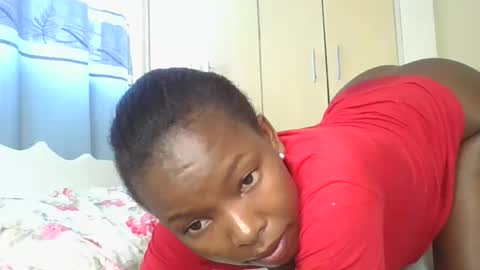 Snapshot of lustrousnerd chatting on October 13, 6:24 am Noreh online show from October 13, 6:24 am