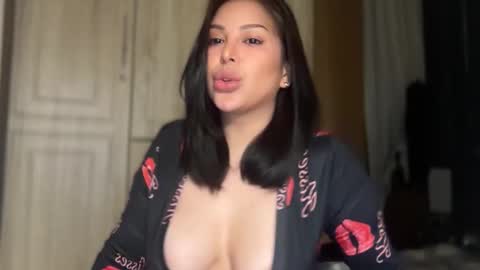 Snapshot of lustsaint chatting on September 10, 6:24 am Hi i am Luna i am mixed race Filipina Aussie youve ever wanted to meet online show from September 10, 6:24 am