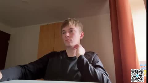 Snapshot of lustviper chatting on October 16, 8:59 am Nik online show from October 16, 8:59 am