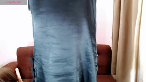 lustyseraphina online show from April 21, 3:35 am