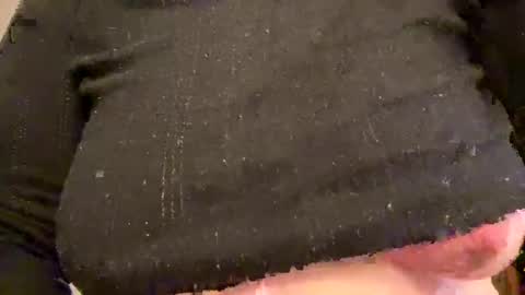 lustytits85 online show from March 26, 10:21 am