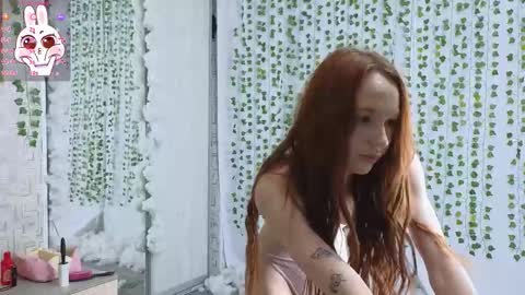 Snapshot of lusypickme chatting on November 10, 5:28 am lusypickme online show from November 10, 5:28 am