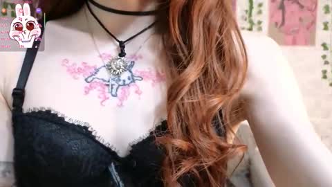 Snapshot of lusypickme chatting on December 4, 6:23 am lusypickme online show from December 4, 6:23 am