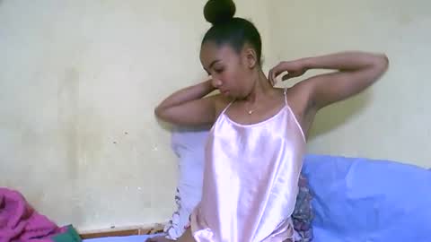 Snapshot of lutchia chatting on September 19, 6:52 pm lutchia online show from September 19, 6:52 pm