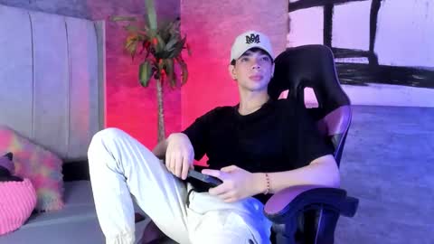 luuck online show from February 24, 7:17 am