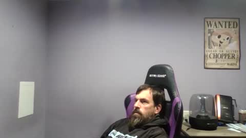 Snapshot of luv2likslit611455 chatting on October 18, 8:37 am Luv2likslit online show from October 18, 8:37 am