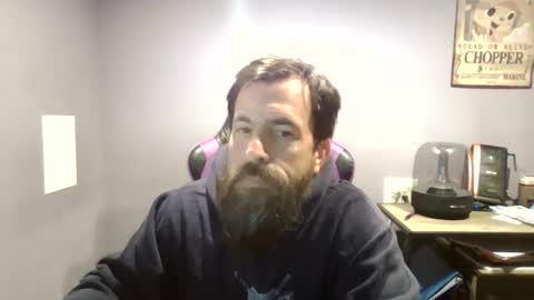 Snapshot of luv2likslit611455 chatting on October 19, 8:48 am Luv2likslit online show from October 19, 8:48 am