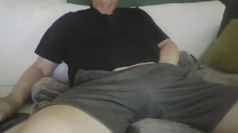 Snapshot of luvbigtits271 chatting on June 26, 11:03 am luvbigtits271 online show from June 26, 11:03 am