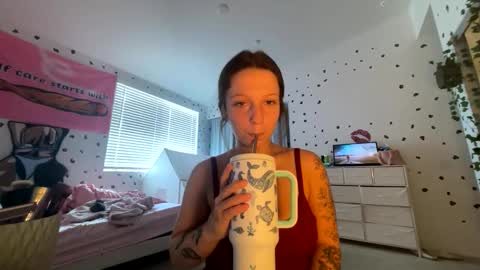 luvkendal online show from October 15, 9:26 pm