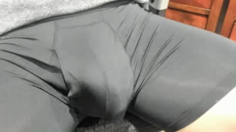 luvswetpussy online show from May 19, 4:57 pm
