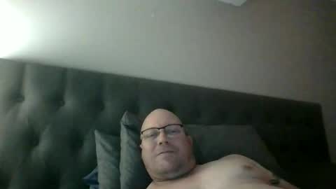 luvtwogodown online show from September 22, 9:44 am