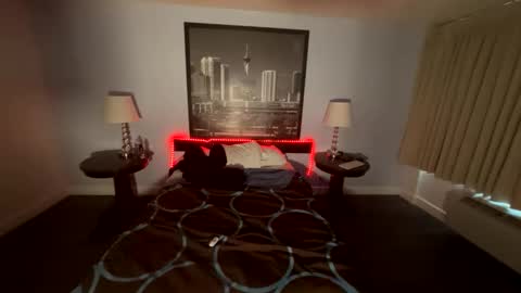 luvvlee online show from April 25, 2:25 pm
