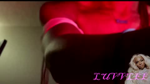 luvvlee online show from June 15, 11:07 pm