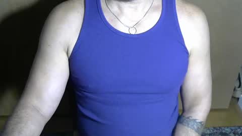 Snapshot of luvzjerkingoff chatting on February 14, 4:04 am luvzjerkingoff online show from February 14, 4:04 am