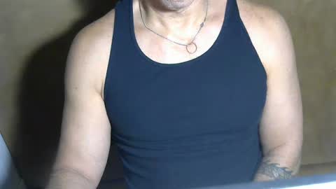 Snapshot of luvzjerkingoff chatting on February 24, 2:48 pm luvzjerkingoff online show from February 24, 2:48 pm