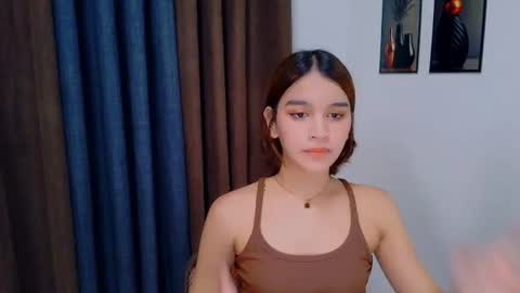 queen lux online show from June 18, 6:01 pm
