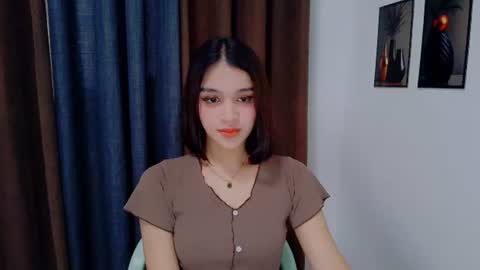queen lux online show from July 12, 11:51 pm
