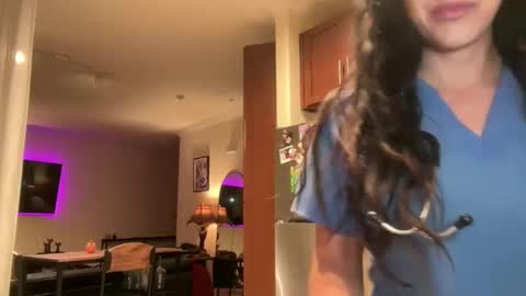 luxcher22 online show from November 6, 4:35 am