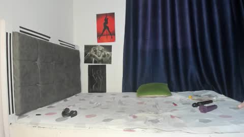 luxedollxoxoo online show from March 19, 7:12 am