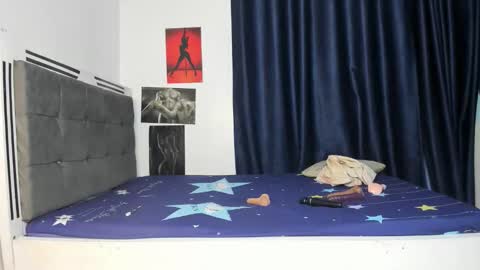 luxedollxoxoo online show from April 19, 7:38 pm