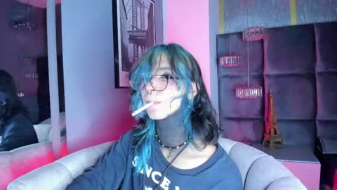 Luxiel 3 online show from April 1, 9:01 pm