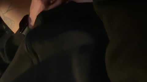 Snapshot of luxiferr666 chatting on December 2, 9:35 am belzebubs online show from December 2, 9:35 am