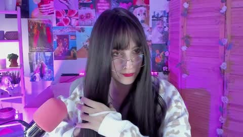 Snapshot of luxrayi chatting on February 7, 5:51 pm Ray online show from February 7, 5:51 pm