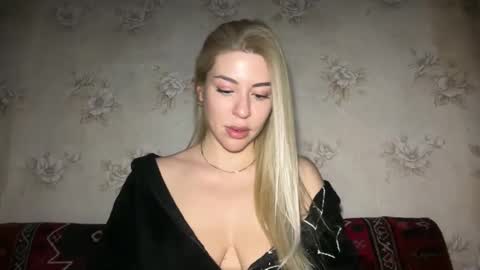 LuxSonyaStar online show from January 17, 8:12 pm