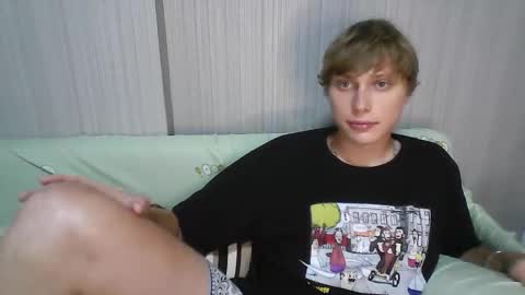 luxury_bob online show from December 19, 10:44 am