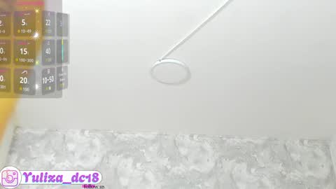 Snapshot of luxury_woman_ chatting on January 24, 12:42 am    online show from January 24, 12:42 am